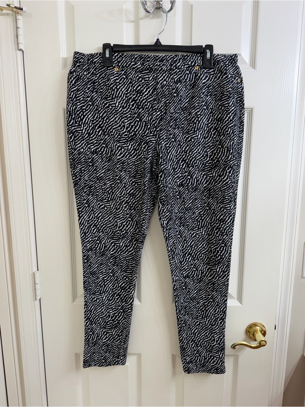Women’s Michael Kors Black & White Patterned Stretch Pants size XL
